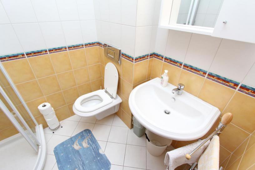 Apartment Alen Ровин Екстериор снимка
